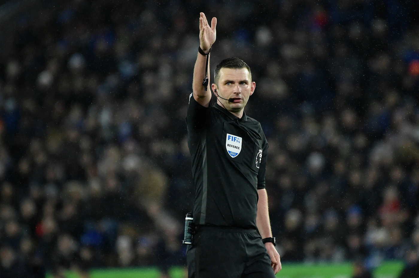 Michael Oliver arbitro Young Boys Inter Champions League 2024-2025 Michael Oliver arbitro Young Boys Inter Champions League 2024-2025