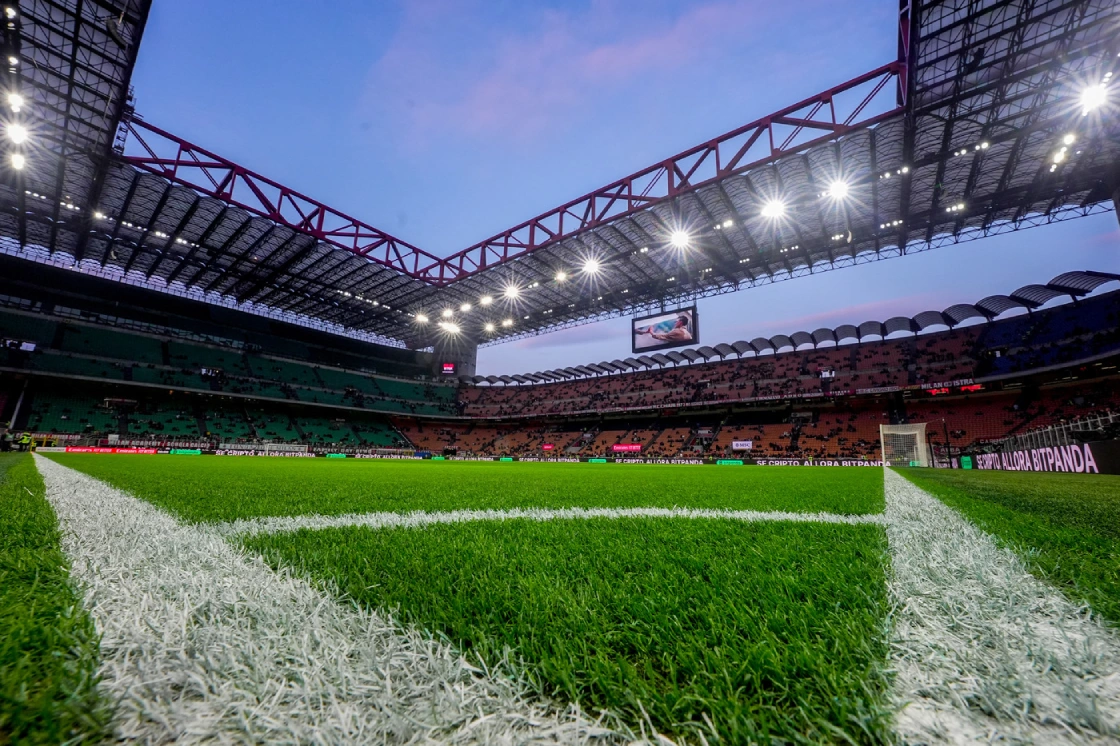 Inter Roma rinvio partita funerale Papa Francesco Inter Roma rinvio partita funerale Papa Francesco